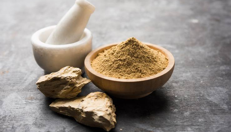 tanning,tanning remove tips,skin care tips,tanning,papaya and honey,yogurt and tomato,milk and turmeric,oatmeal and buttermilk,baking soda scrub,cucumber,sandalwood,lemon and sugar,bengal gram flour,multani mitti,straeberry and milk,beauty,beauty tips