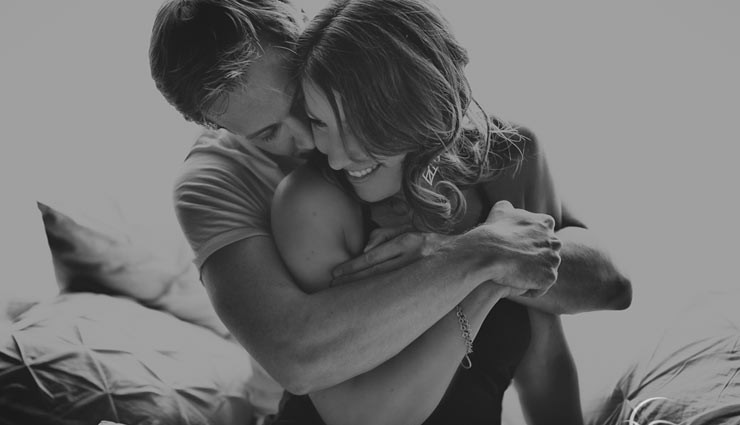 सेक्स में भरपूर संतुष्टि के लिए अपने मेल पार्टनर को इस तरह दे मल्टीपल आर्गेज्म का मजा सेक्स में भरपूर संतुष्टि के लिए अपने मेल पार्टनर को इस तरह दे मल्टीपल आर्गेज्म का मजा