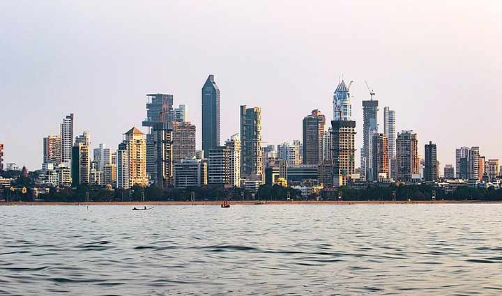 मुंबई के इन बाजारों से कर सकते हैं सस्ते में खरीददारी, बनते हैं पर्यटकों की पसंदीदा जगह