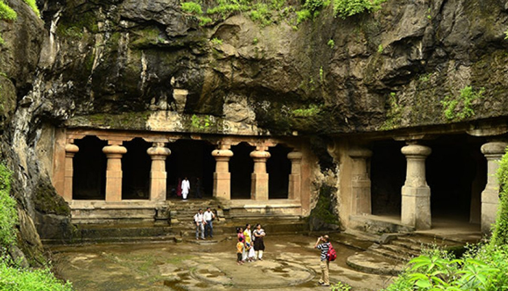 mumbai,places to visit in mumbai,elephanta caves,haji ali dargha,mumba devi temple,juhu beach,maharashtra nature park
