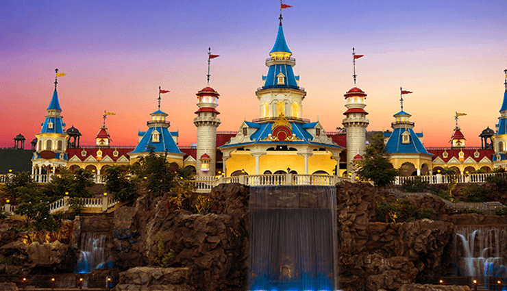 mumbai,places to visit in mumbai,things to experience in mumbai,breakfast at an irani cafe,colaba causeway market,chapel road,imagica,day on a yacht,sanjay gandhi national park