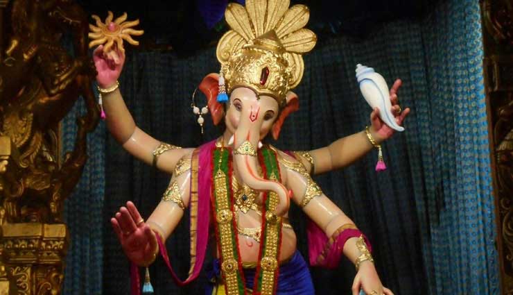 Ganesh Chaturthi 2018 : कैसे पहुंचे गणेश गली मुंबई चा राजा, आइये जानें 