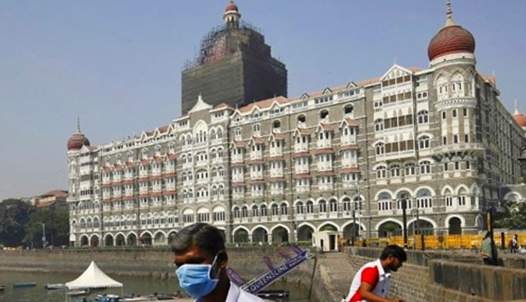 मुंबई में संक्रमण, मरीजों का आंकड़ा दो हजार के पार, धारावी में संक्रमितों की संख्या 71 हुई 