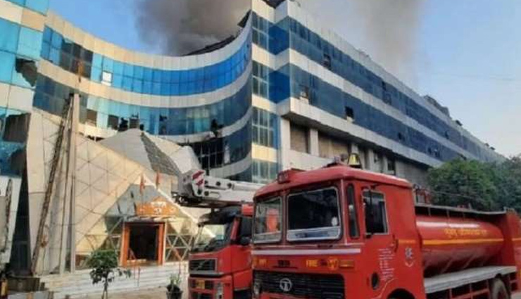 मुंबई के कोविड अस्पताल में लगी आग, 2 लोगों की मौत; 23 दमकल वाहन मौके पर पहुंची
