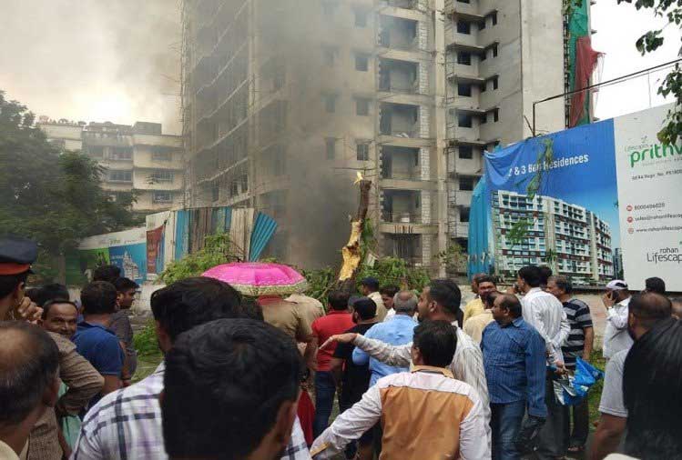 mumbai plane crash,charterted plane crash,plane crash in mumbai,aviation authority of india,aviation minister