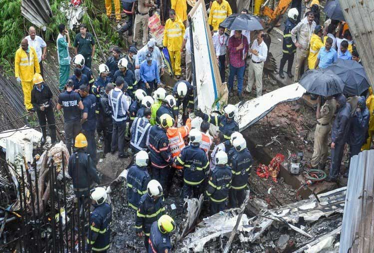 mumbai plane crash,charterted plane crash,plane crash in mumbai,aviation authority of india,aviation minister
