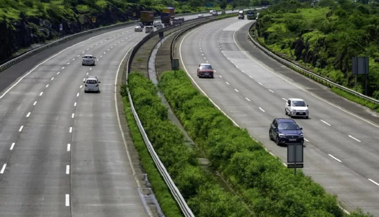 best road trips in india,indian road trip destinations,top drives in india,scenic road journeys in india,unmissable indian road trips,adventure road trips across india,iconic drives in india,india must-drive routes,ultimate road trip experiences in india,spectacular drives across india