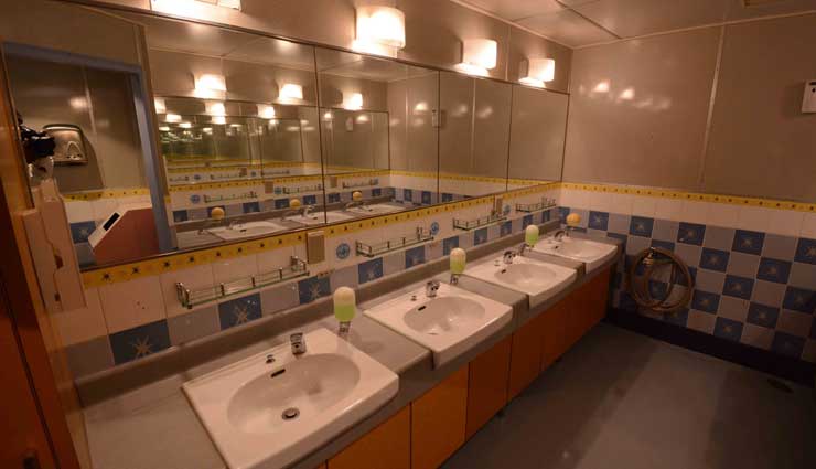 mumbai to goa via cruise,cruise pics,interiors,cruise angriya