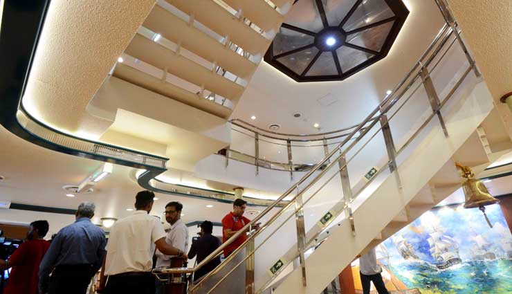 mumbai to goa via cruise,cruise pics,interiors,cruise angriya