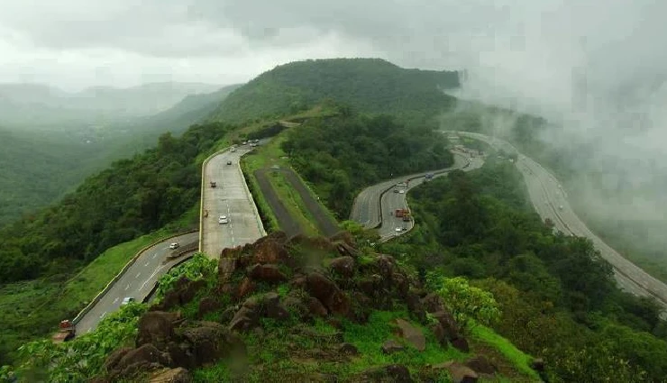 scenic bus routes india,instagram reels travel ideas,travel content ideas,bus journeys for reels,indian road trips,content creator travel tips,aesthetic travel routes,travel reels india,offbeat travel india,best bus routes for travel vlog