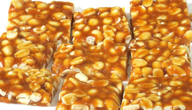 मूंगफली की चिक्की के लिए चाहिए बहुत कम सामग्री, बनाकर रख लें और जब इच्छा हो तब खाएं #Recipe mungfali ki chikki,mungfali ki chikki ingredients,mungfali ki chikki recipe,mungfali ki chikki homemade,mungfali ki chikki gud,mungfali ki chikki tasty,mungfali ki chikki home