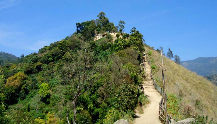 munnar,places to visit in munnar,mattupetty dam,echo point,top station,pothamedu viewpoint,trekking