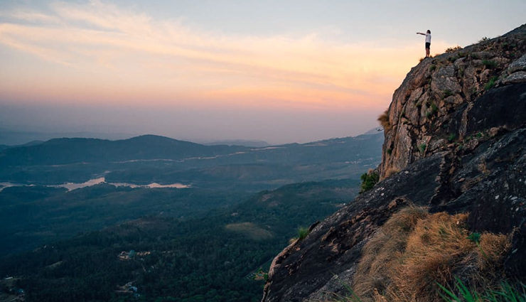 places to explore in munnar,munnar,mattupetty dam,echo point,atukkad waterfalls,top station,pothamedu viewpoint,trekking,meesapulimala,pallivasal tea garden,kuthumkal waterfalls,eravikulam national park