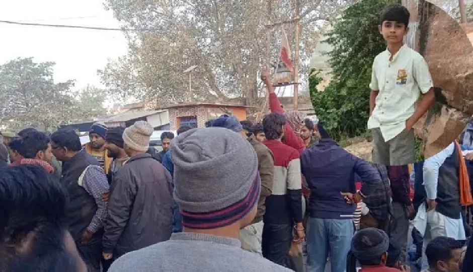 चित्रकूट में दिल दहला देने वाली वारदात, व्यापारी के नाबालिग बेटे की हत्या; 40 लाख फिरौती न मिलने पर उतारा मौत के घाट, मुठभेड़ में एक आरोपी ढेर