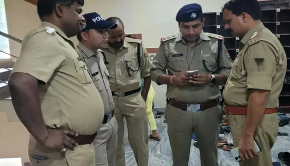 प्रेमी संग मिलकर पति की हत्या, रसोई में दफनाया शव; ‘दृश्यम’ जैसी कहानी ने उड़ा दिए पुलिस के होश