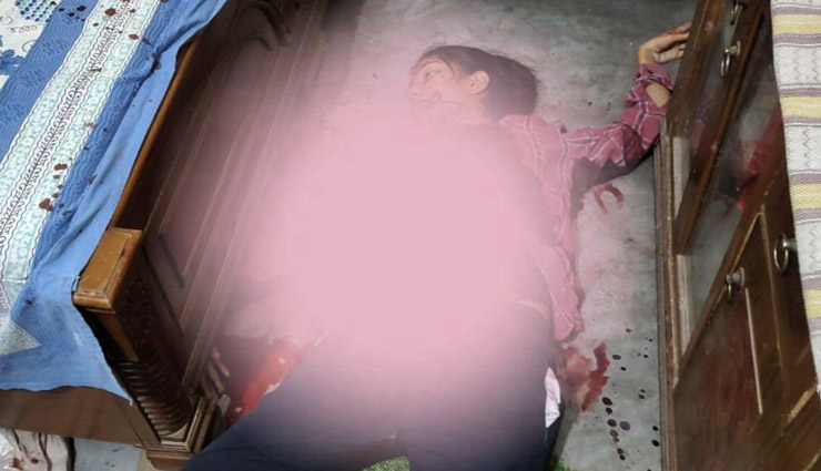 दिल्ली के पालम में एक ही घर के 4 सदस्यों की बेरहमी से हत्या, बेटे ने उतारा मौत के घाट