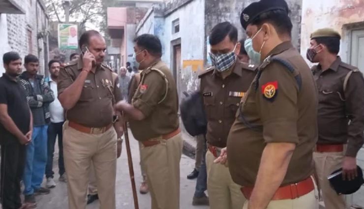 उत्तरप्रदेश : झगड़े की रंजिश में युवक को मारी गोली, हुई मौत, तमंचे लहराते हुए बदमाश फरार 