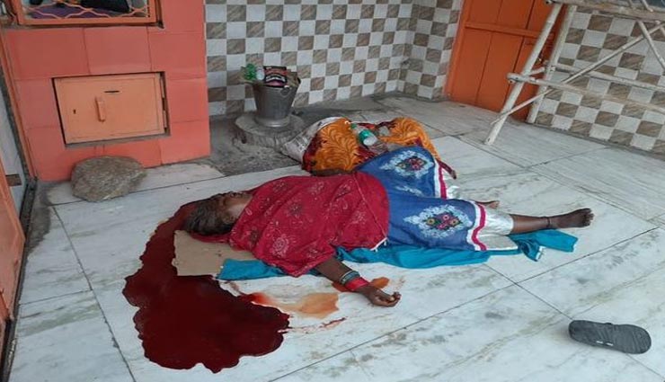 अजमेर : मंदिर में कर दी गई 50 वर्षीय महिला की हत्या, खून से लथपथ पड़ा मिला शव