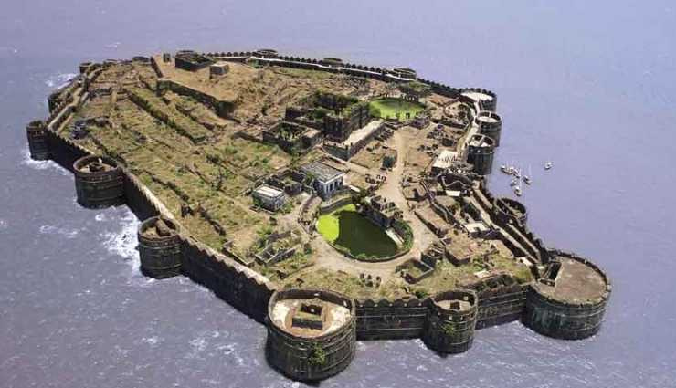 khubsurat samudri qile,india me sea fort,india me samudri kile,bharat me khubsurat samudri kile,beautiful sea fort in india,travel,travel guide,travel tips