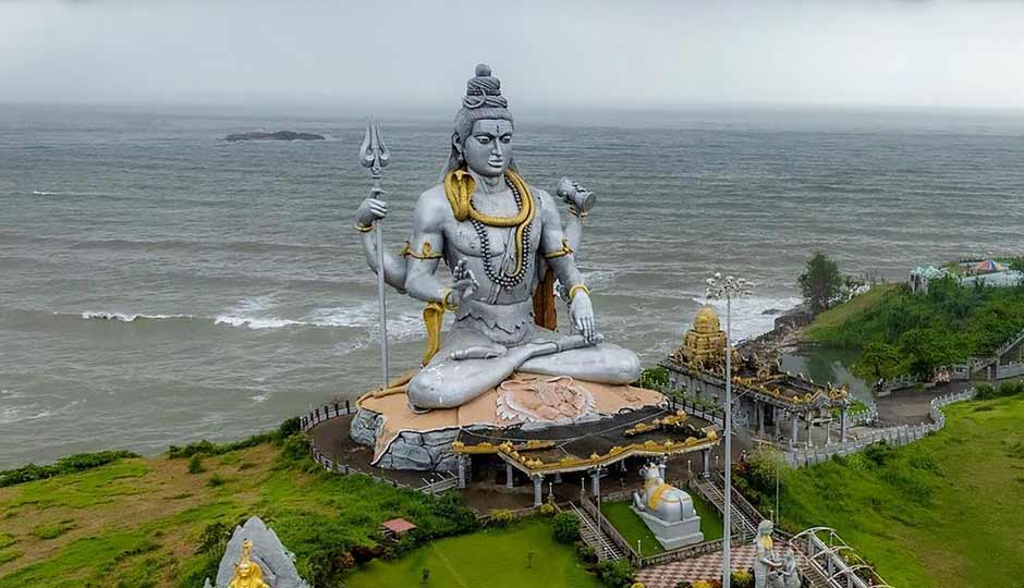 8 Amazing Places To Visit in Murudeshwar