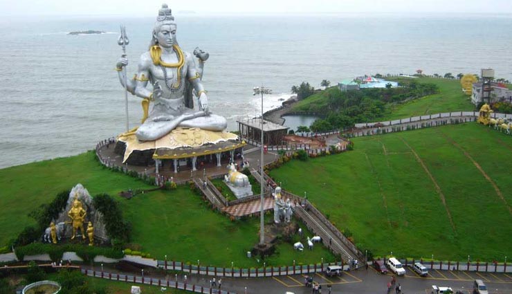 winters in india,places to visit,lucknow,uttar pradesh,thrissur,kerala,murudeshwar,karnataka,ranthambore,rajasthan,patnitop,jammu and kashmir,holidays