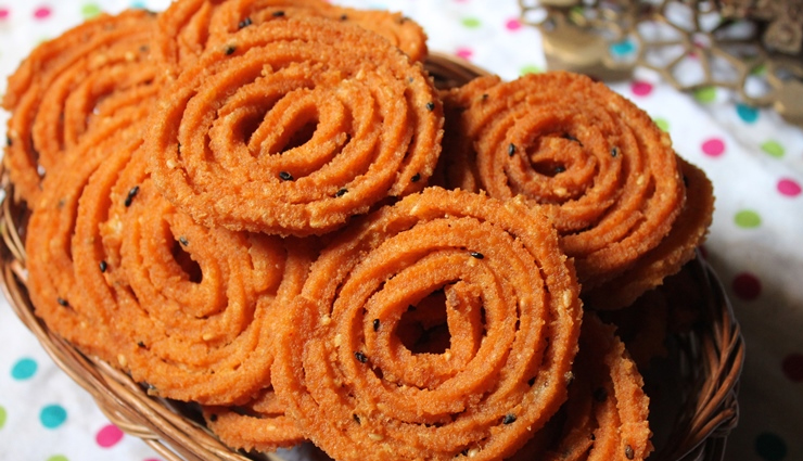 मुरुक्कू : इस साउथ इंडियन डिश का कोई जवाब नहीं, स्वाद में होती है लाजवाब, दिवाली पर करें ट्राई #Recipe
मुरुक्कू : इस साउथ इंडियन डिश का कोई जवाब नहीं, स्वाद में होती है लाजवाब, दिवाली पर करें ट्राई #Recipe