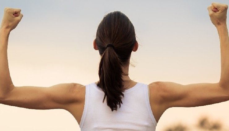 health benefits of dalia,dalia for weight loss,is dalia good for digestion,nutritious benefits of broken wheat,dalia vs white rice,healthy indian breakfast,dalia with vegetables,dalia for recovery,high fiber foods,protein-rich indian food,vegetarian healthy meal