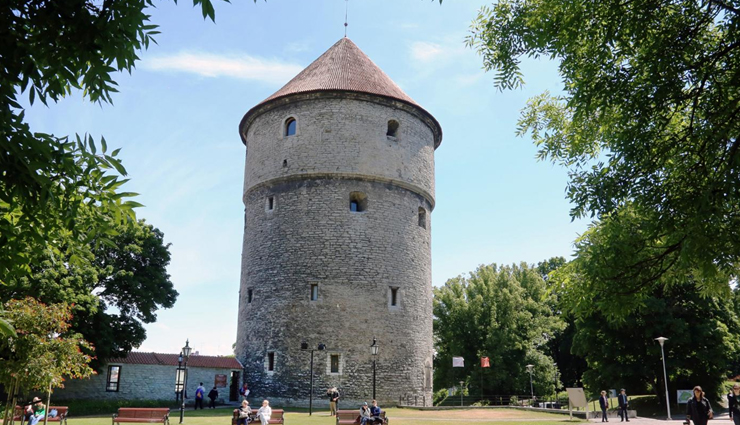 peter the great house museum,kiek in de kok and bastion passages museum,marzipan gallery,rocca al mare open air museum,helios hall,tallinn,museums to visit in tallinn