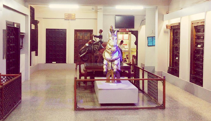 raja dinkar kelkar museum,tribal museum,national war museum,darshan museum,tilak museum,gandhi national memorial society,museums in pune,museums in pune,pune