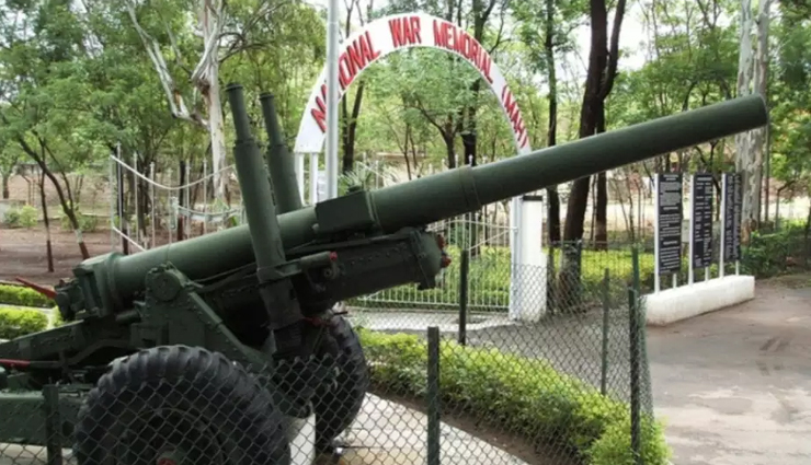 raja dinkar kelkar museum,tribal museum,national war museum,darshan museum,tilak museum,gandhi national memorial society,museums in pune,museums in pune,pune