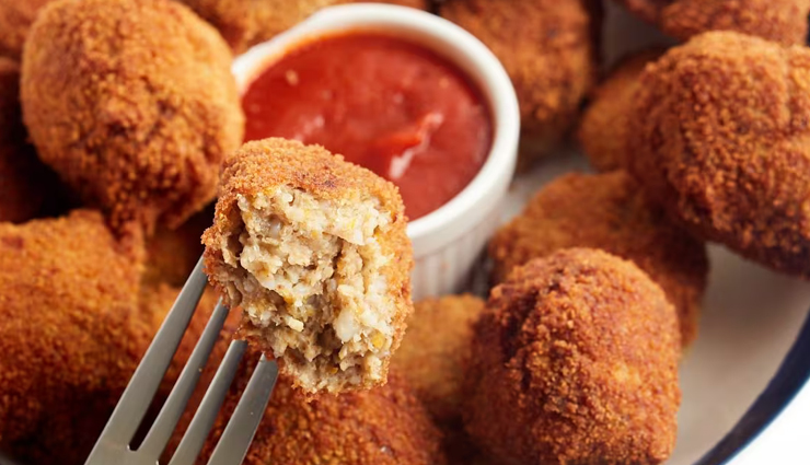 mushroom croquettes recipe,beat monday blues with croquettes,delicious mushroom croquettes,monday mood-lifting recipe,savory mushroom bites for mondays,comfort food for monday blues,how to make mushroom croquettes,easy monday blues remedy recipe,crispy mushroom croquettes tutorial,recipe to brighten up mondays with croquettes