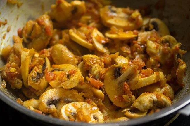 mushroom do pyaaza,recipe,mushroom recipe