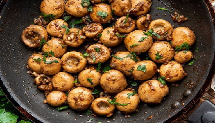 घर पर एक बार जरूर ट्राई करें मशरूम फ्राई, इसके आगे भूल जाएंगे होटल का भी स्वाद #Recipe mushroom fry recipe,homemade mushroom fry,easy mushroom fry,mushroom fry at home,mushroom fry recipe at home,quick mushroom fry,crispy mushroom fry,healthy mushroom fry,simple mushroom fry,delicious mushroom fry