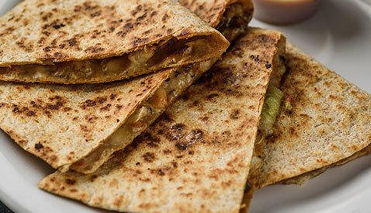 Paratha Recipe: सादा आलू पराठा से कहीं ज्यादा फायदेमंद हैं ये 5 पराठे, बीपी-कोलेस्ट्रॉल रहेगा कंट्रोल में paratha,paratha recipe,paratha recipe in hindi,healthy paratha recipe in hindi,recipe in hindi