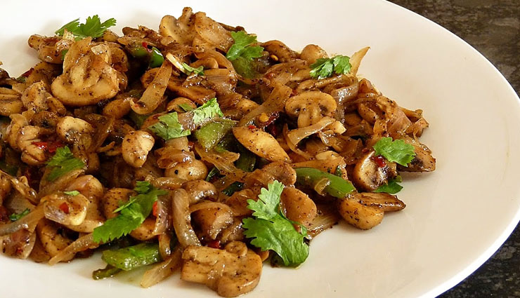 Recipe- Mushroom Pepper Fry Is Prefect For Your Next Kitty Party