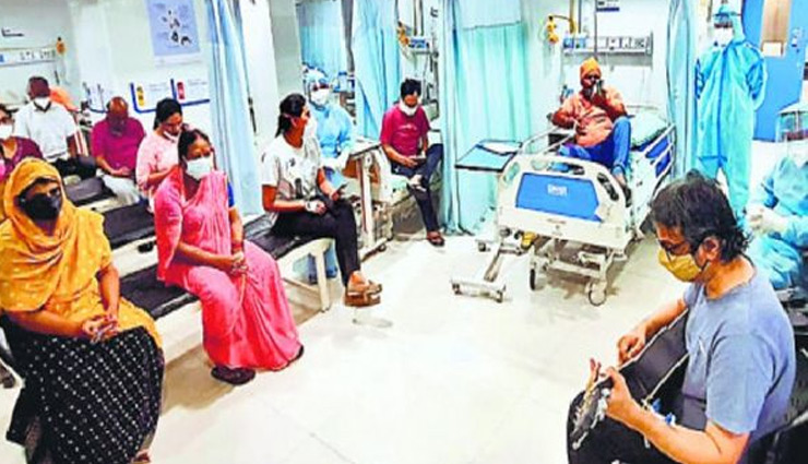 नागपुर: कोविड सेंटर में कोरोना पेशेंट ने थामा गिटार, डॉक्टर्स ने गुनगुनाए गीत