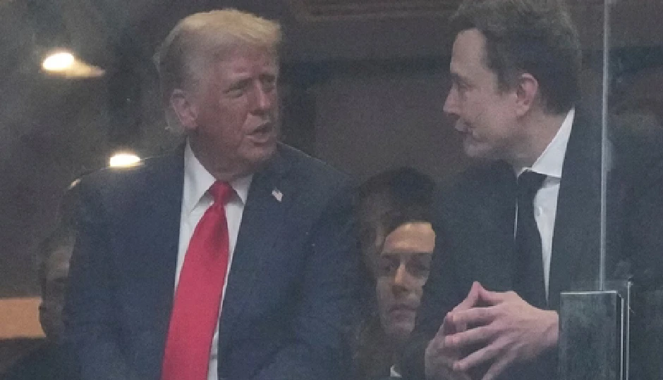 ‘चार्ली’ के लिए ट्रंप और मस्क साथ आए, कर्क के मेमोरियल में दिखी अनोखी एकता