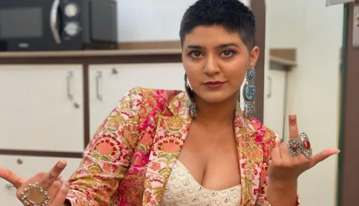 Bigg Boss OTT: बाइसेक्सुअल हैं मुस्कान जट्टाना, कहा - लड़की के साथ होना चाहती हूँ सेटल