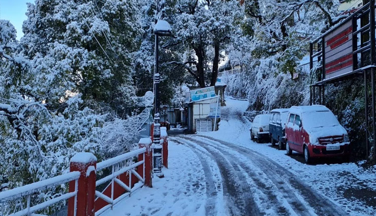 places to enjoy snowfall in india,best snowfall destinations in india,snowfall in manali,snowfall in shimla,snowfall in gulmarg,snow tourism india,snowfall in uttarakhand,top places for snowfall in india,winter holiday in india,snowfall in october in india,snow activities in india,hill stations with snowfall,snowfall destinations in sikkim,leh snowfall,adventure snow trips india