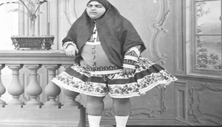 weird news,weird information,qajar princess,princess with a mustache
