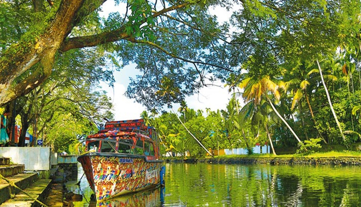 ruins of india,famous ruins of india,hampi,muziris,ellora caves,dholavira,the great wall of kumbhalgarh,places to visit in india,india