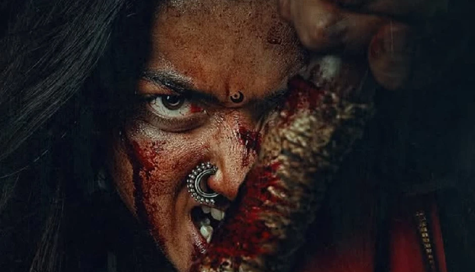 'मायसा' में रश्मिका मंदाना का सोलो लीड अवतार, खून से सना चेहरा और तलवार लिए दिखीं ‘श्रीवल्ली’, कहा: “एक्शन सिनेमा करना मुझे बहुत पसंद है”