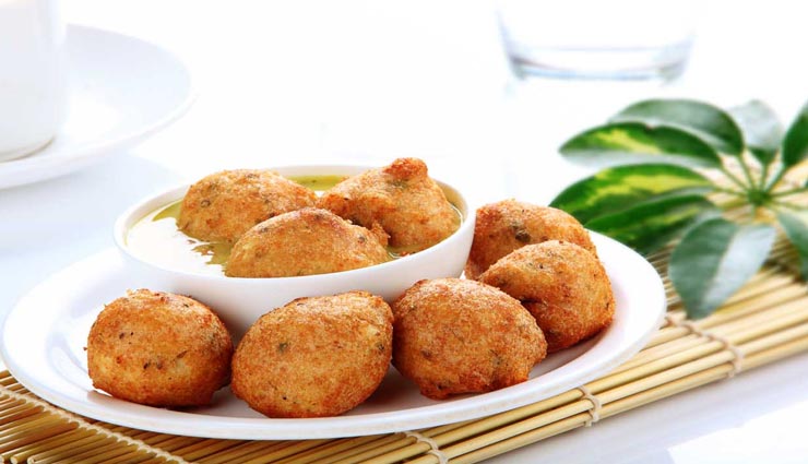 दक्षिण भारत का मशहूर स्ट्रीट फूड है मैसूर बोंडा, घर पर ही लें इसका स्वाद #Recipe