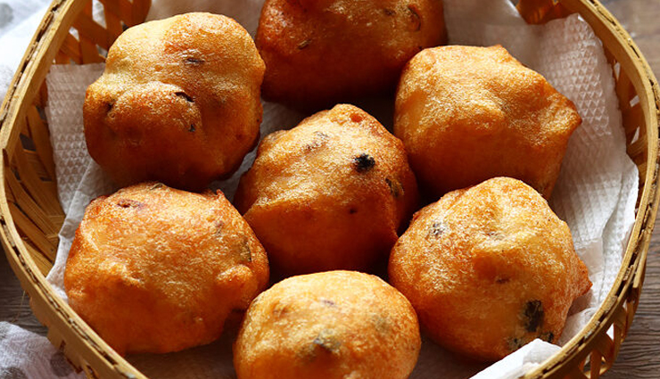 sunday breakfast snacks,indian breakfast ideas,wholesome sunday brunch,tasty indian morning snacks,easy sunday breakfast recipes,traditional indian breakfast dishes,healthy indian breakfast choices,spicy indian snacks for breakfast,homemade indian breakfast delights,quick indian breakfast options