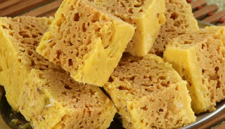 taste-bud treats from karnataka,local karnataka delights to savor,mouthwatering karnataka food picks,karnataka flavor-packed dishes,yummy eats you should not miss in karnataka,karnataka culinary gems,treat yourself to karnataka best foods,dig into karnataka tasty traditions,karnataka savory local flavors,foodie adventures in karnataka