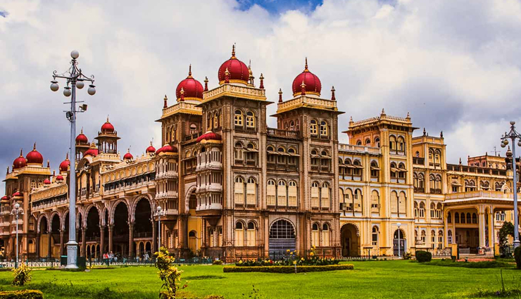 unbelievable wonders india,explore india wonders,must-visit wonders in india,incredible sights of india,india breathtaking wonders,unmissable attractions in india,discover india marvels,famous landmarks in india,india natural wonders,best places to visit in india