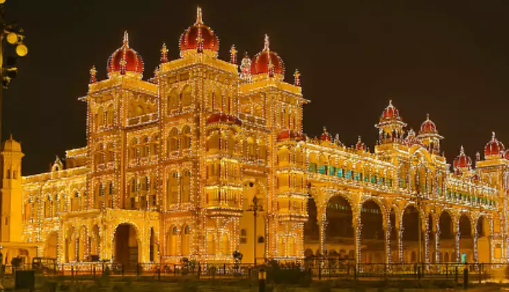 light and sound shows india,best light and sound shows,top shows india,must-see india shows,light and sound attractions,cultural shows india