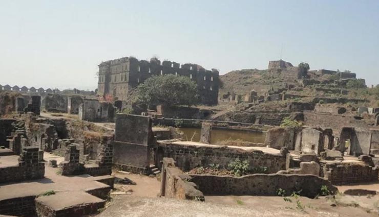 weird news,weird fort,murud janjira,mysterious fort