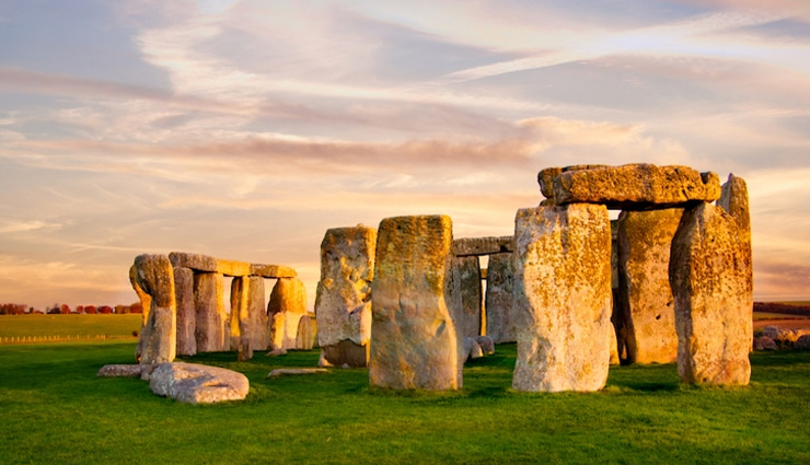 area 51 nevada,us,blood falls,antarctica,crooked forest,poland,easter island,chile,stonehenge,uk,rakotzbrucke devils bridge,germany,mysterious places in the world