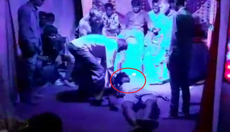 गणेश विसर्जन के बाद 'नागिन डांस' करते हुए युवक की हुई मौत, वीडियो वायरल